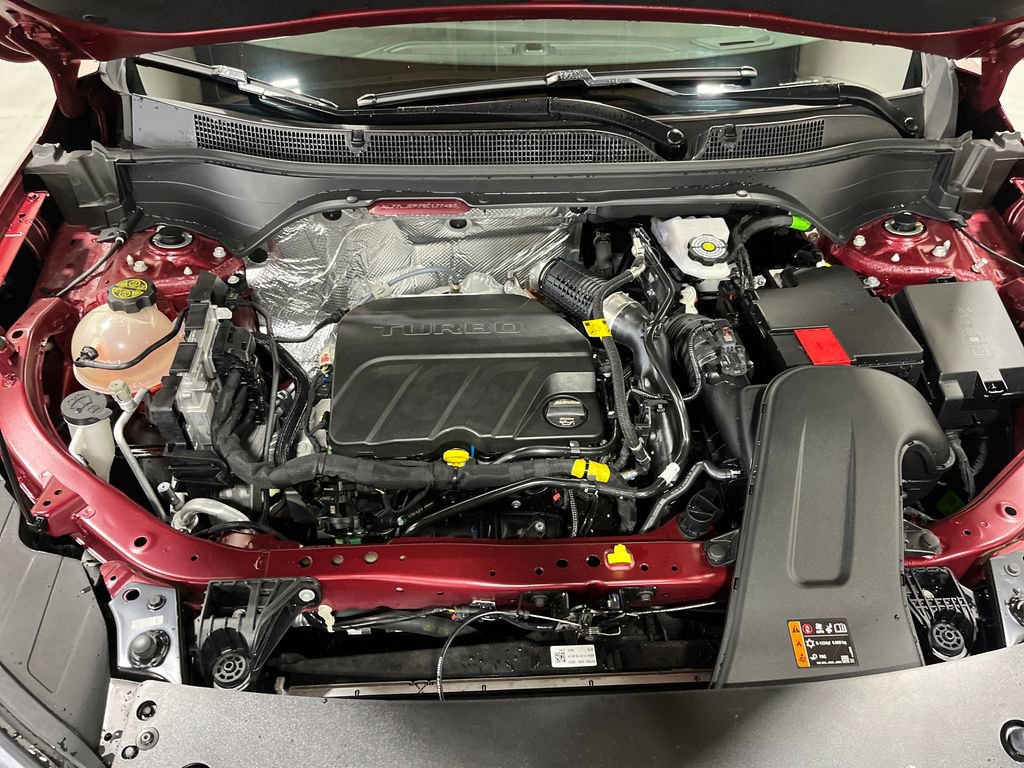 Used 2025 Chevrolet Trax RS w/ Sunroof Package image 29