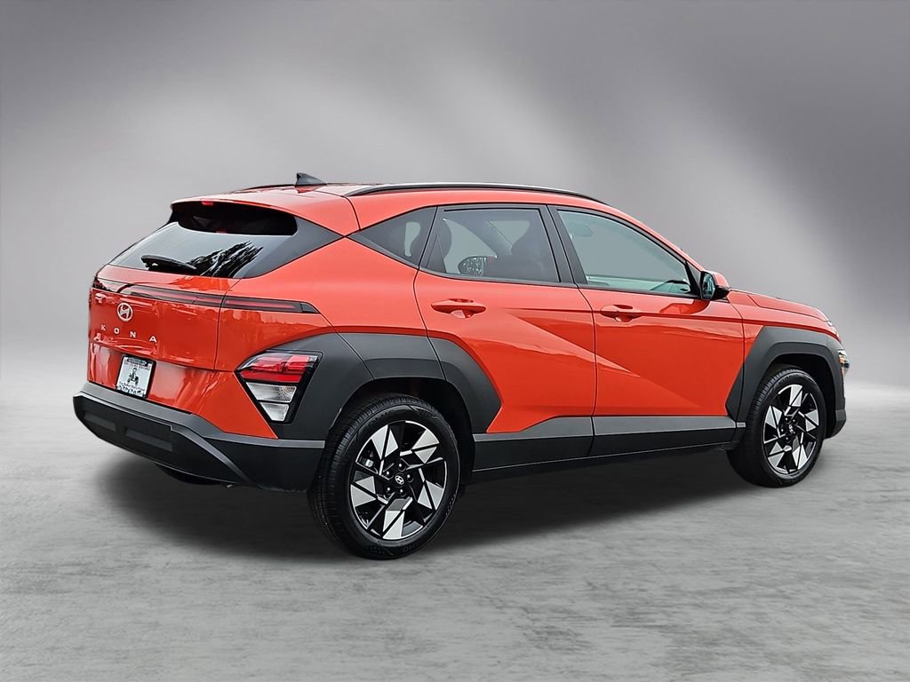 Used 2024 Hyundai Kona SEL image 7