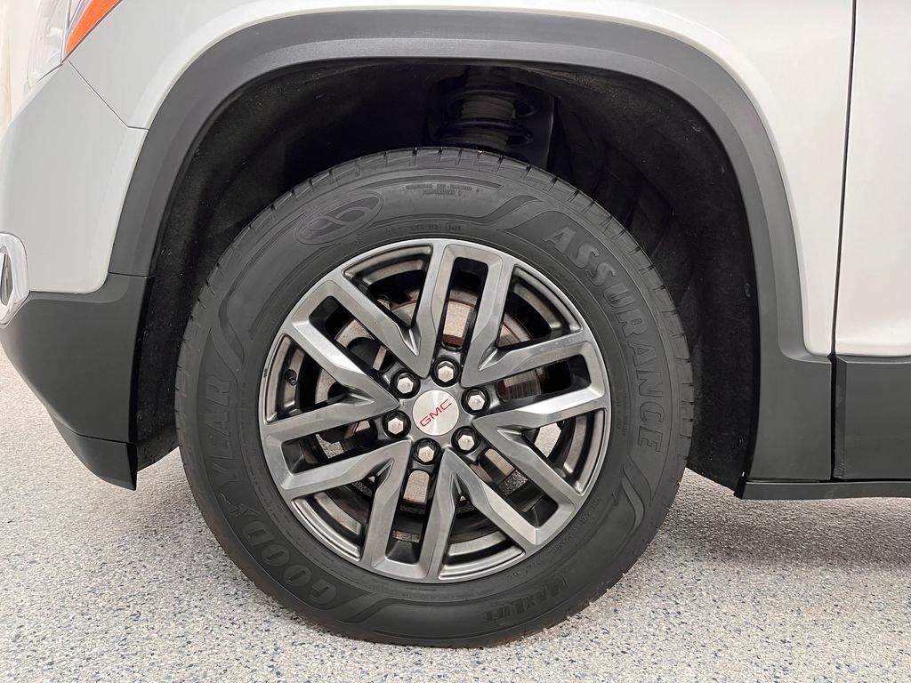 Used 2019 GMC Acadia SLT w/ LPO, Black Accent Package AWD/4WD image 27