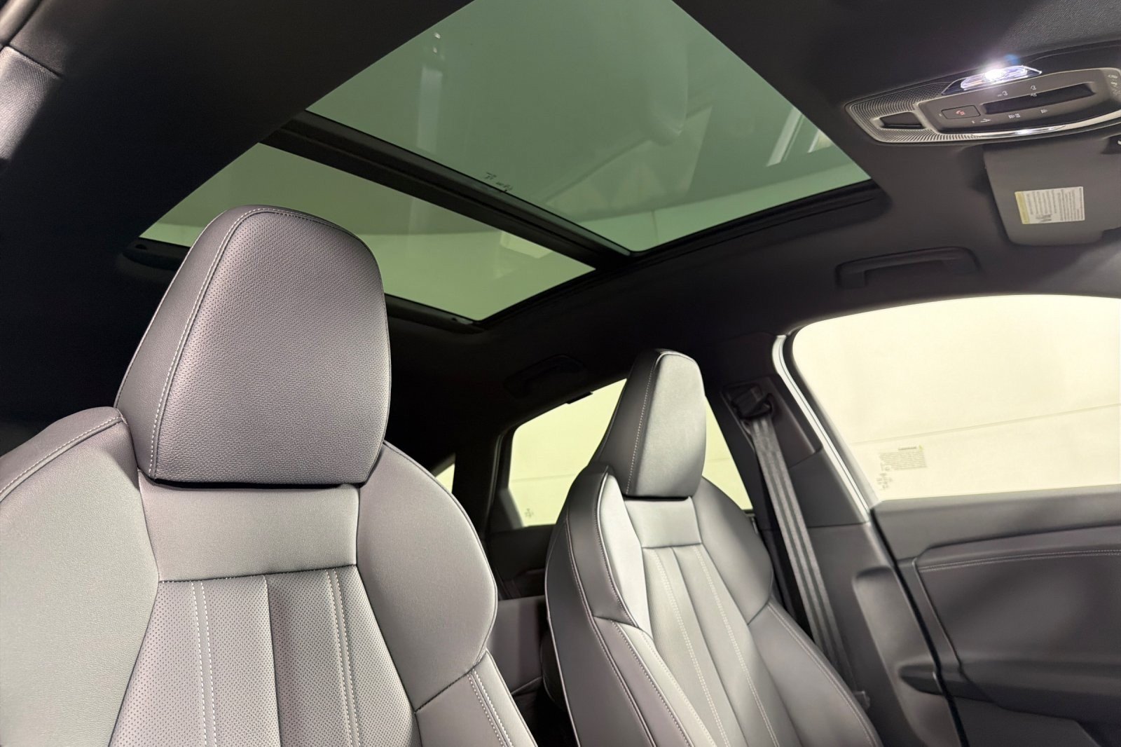 New 2027 Audi Q6 e-tron Premium Plus AWD/4WD image 16