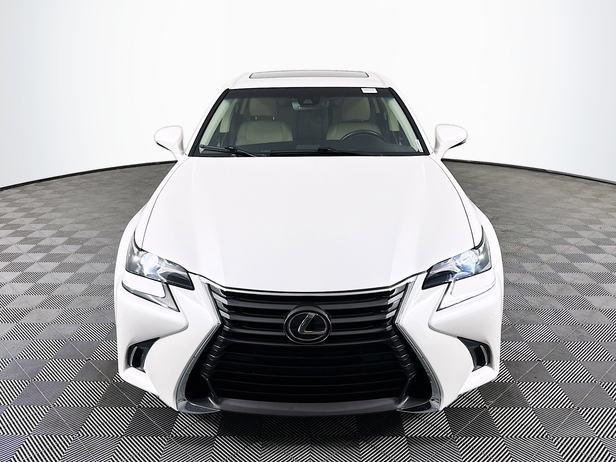 Used 2016 Lexus GS 350 image 2