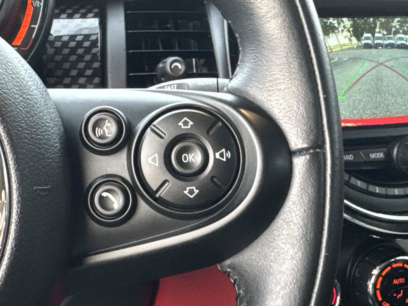 Used 2018 MINI Cooper S image 26