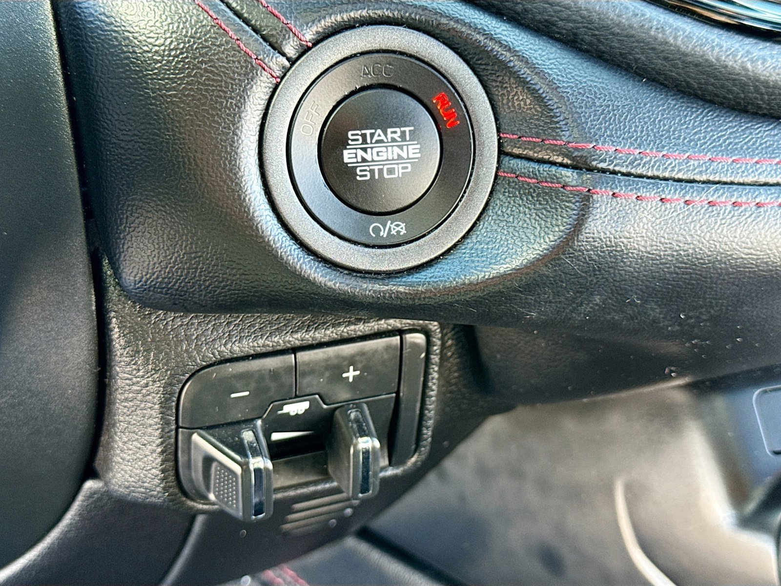 Used 2021 Dodge Durango R/T w/ Blacktop Package image 9