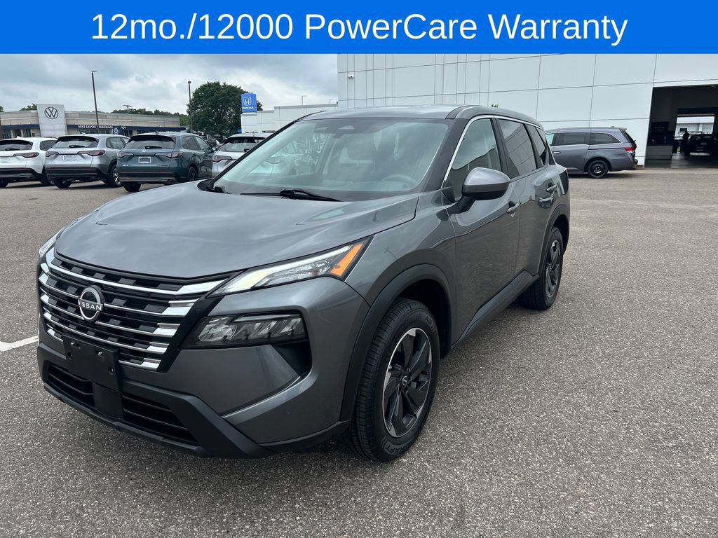 Used 2024 Nissan Rogue SV FWD image 4