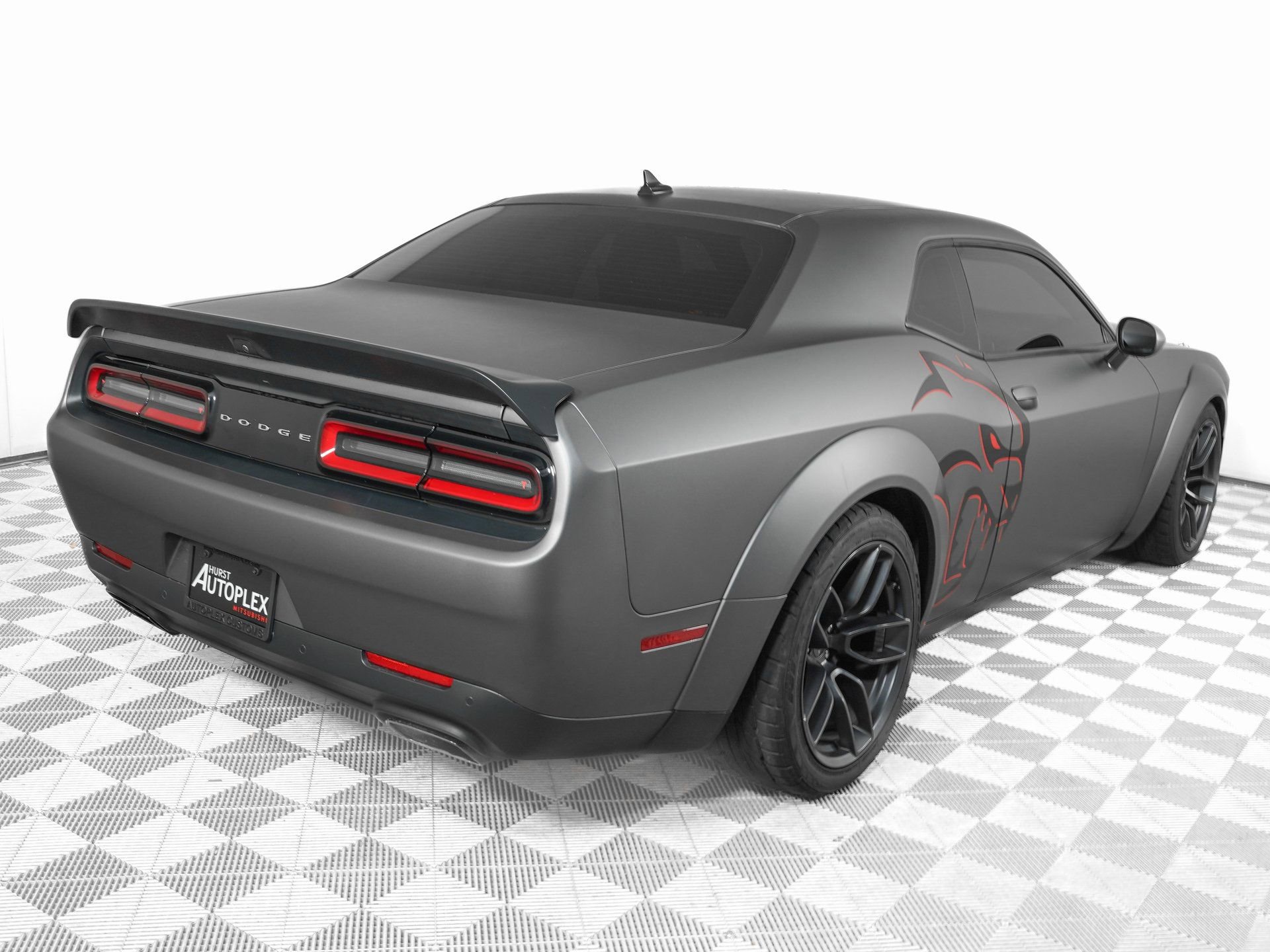 Used 2019 Dodge Challenger SRT Hellcat Redeye image 5