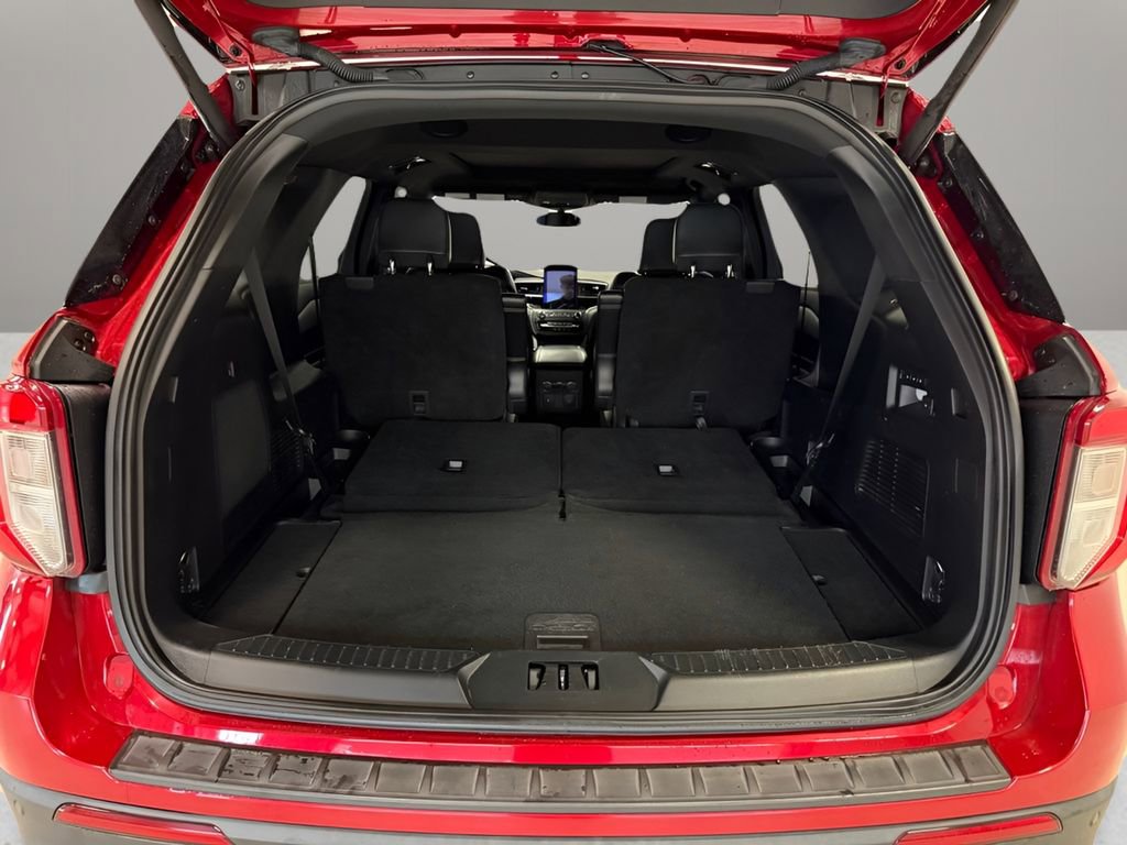 Used 2020 Ford Explorer ST w/ ST Street Pack image 14
