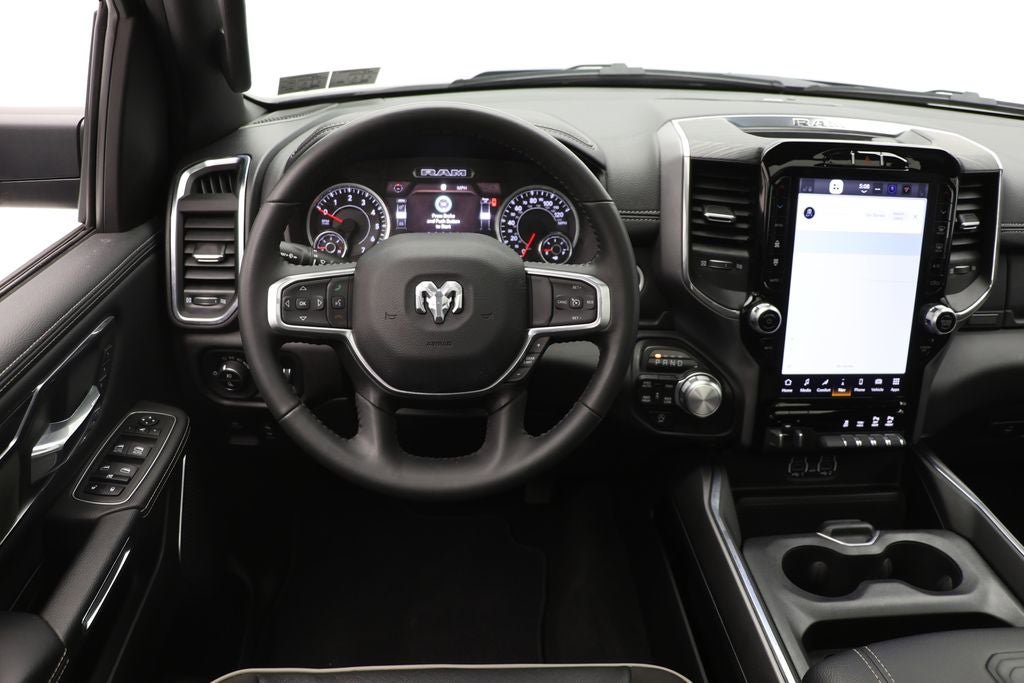 Used 2024 RAM 1500 Laramie AWD/4WD image 16