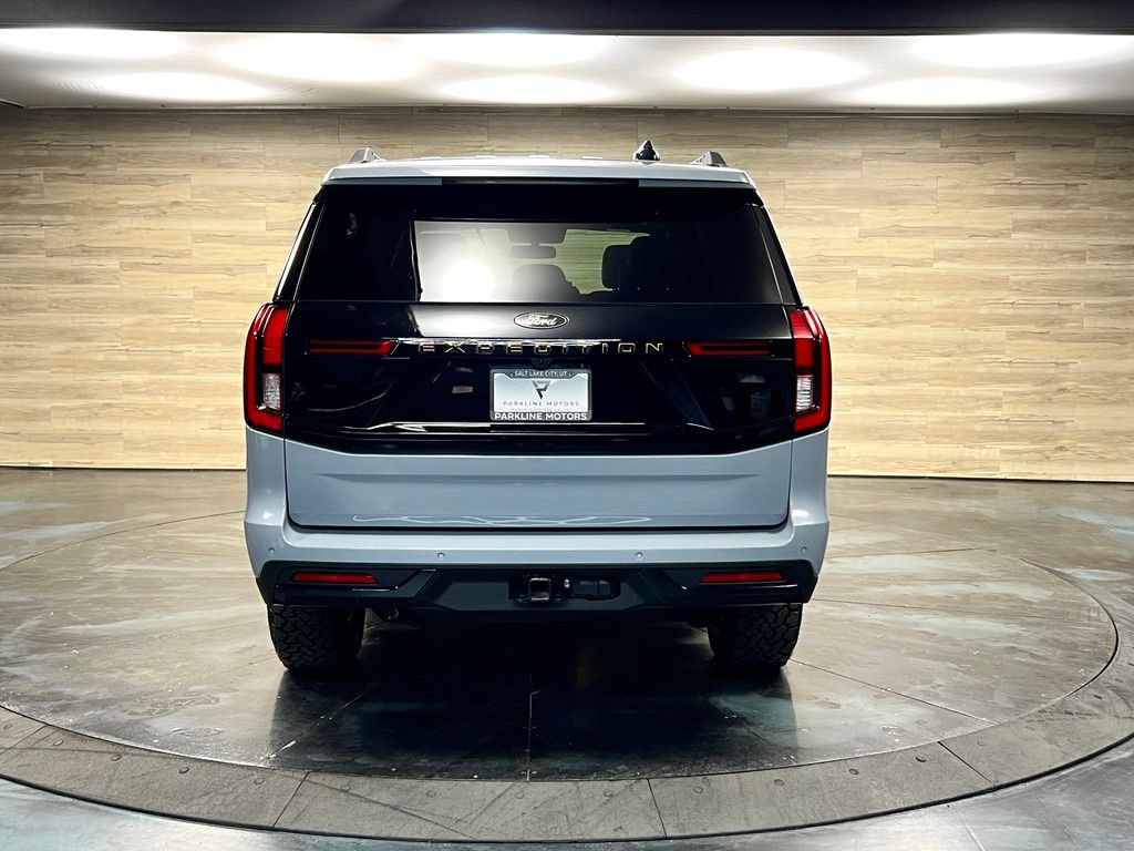 Used 2025 Ford Expedition Tremor AWD/4WD image 19