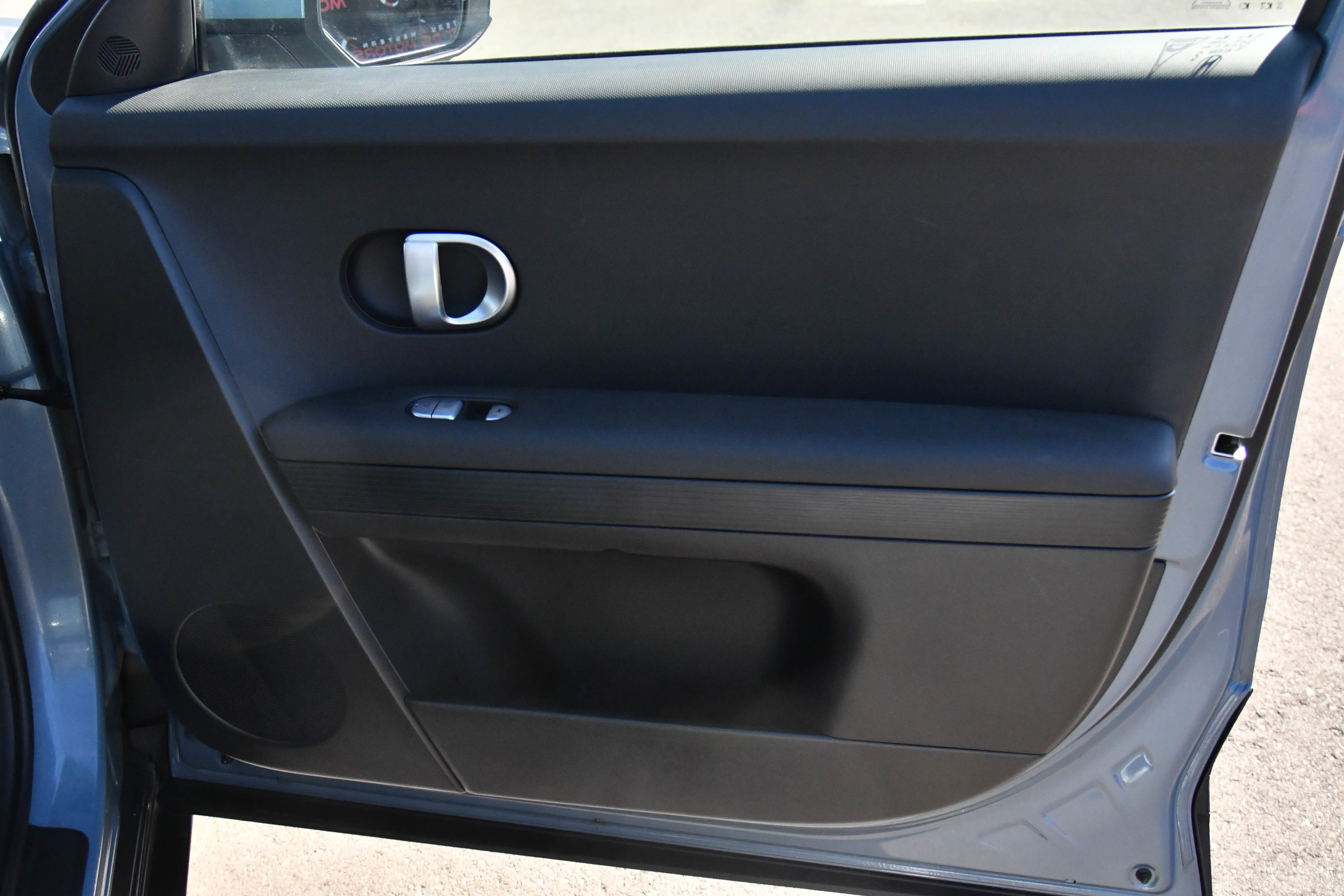 Used 2024 Hyundai Ioniq 5 SE image 44