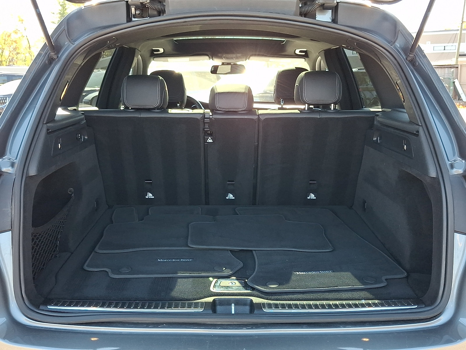Used 2017 Mercedes-Benz GLC 300 4MATIC image 30