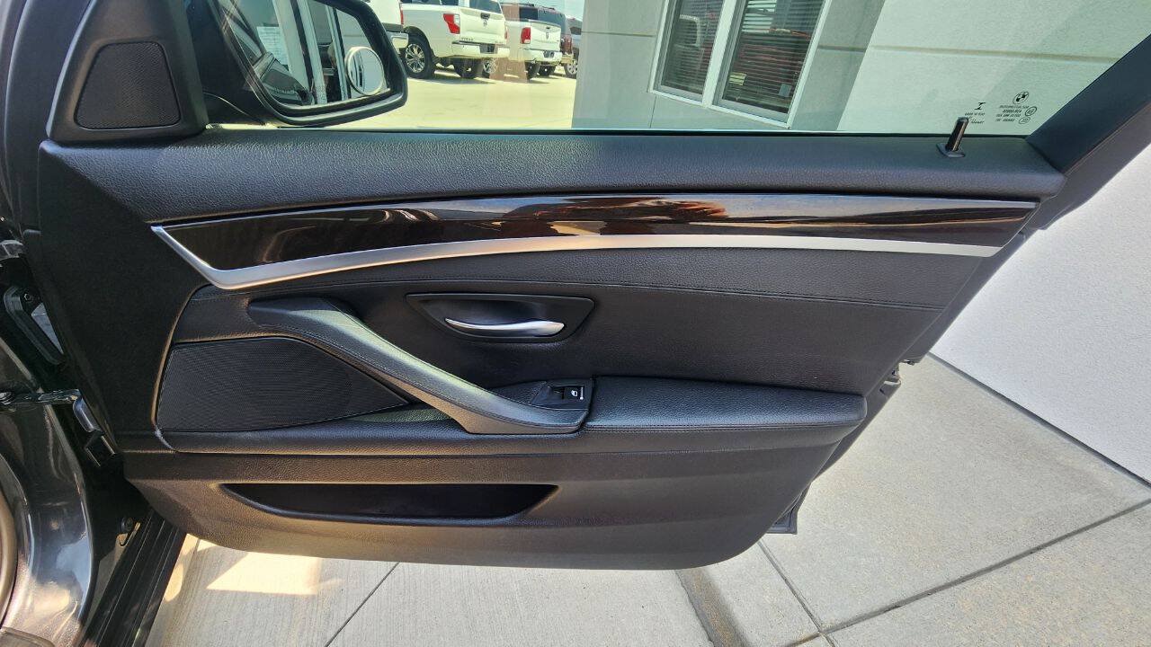 Used 2016 BMW 528i xDrive Sedan AWD/4WD image 17