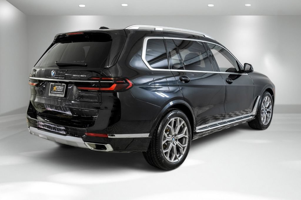 Used 2024 BMW X7 xDrive40i AWD/4WD image 9