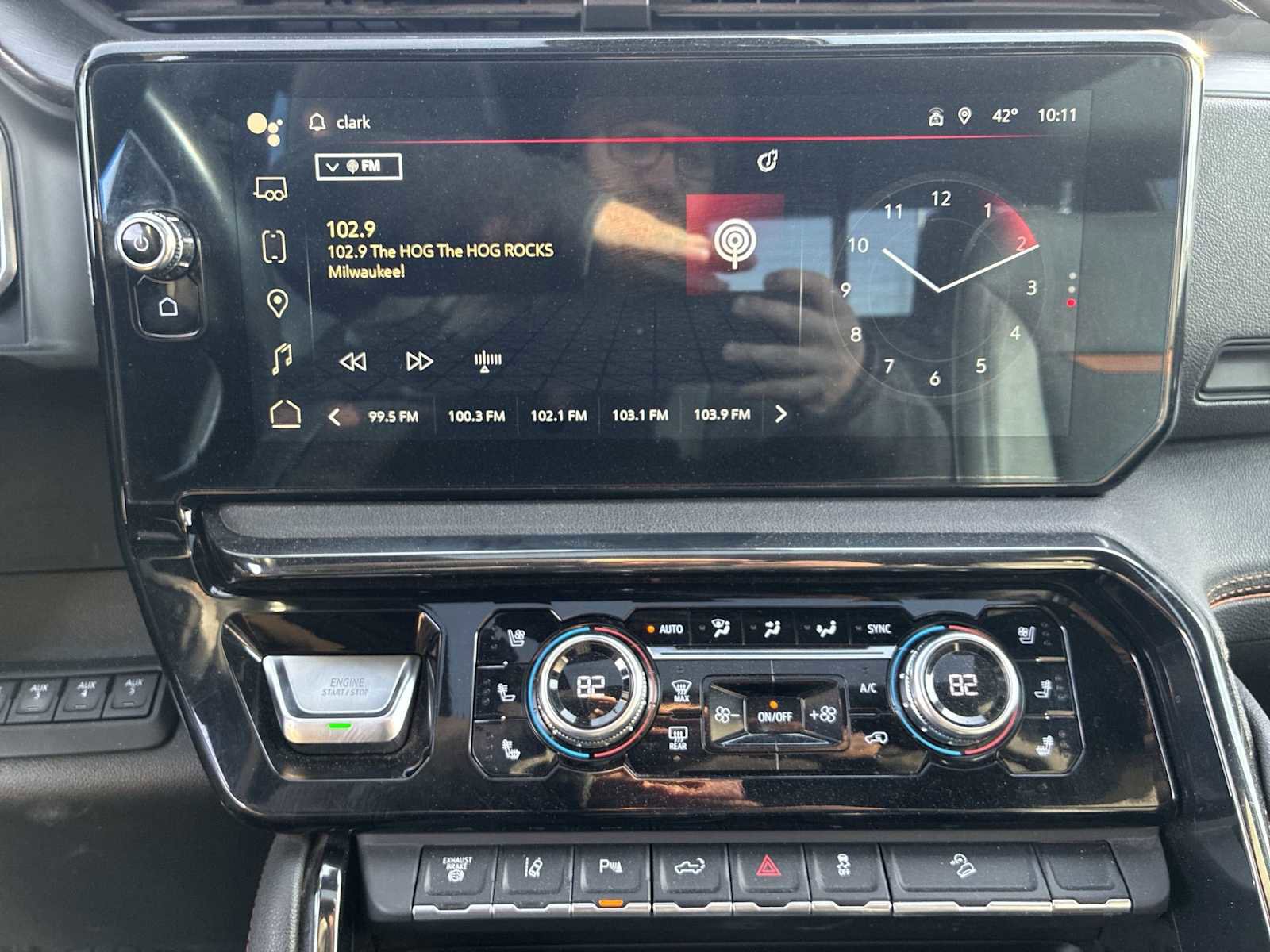 Certified 2024 GMC Sierra 2500 AT4 w/ Max Trailering Package image 14