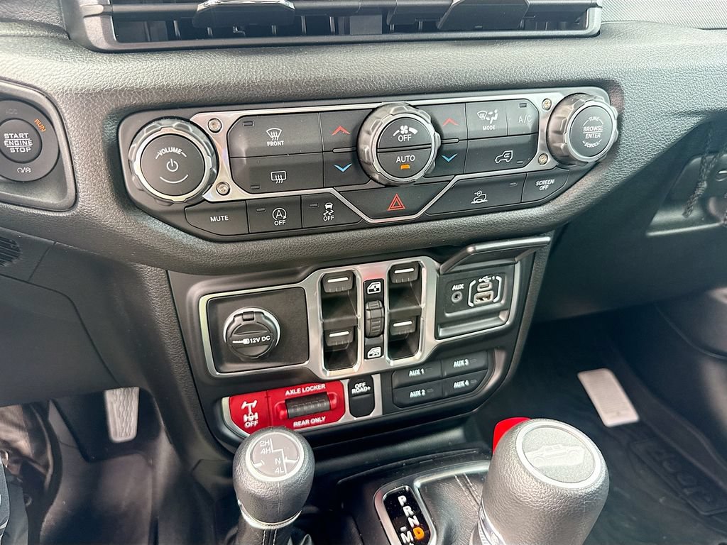 Used 2026 Jeep Gladiator Sport AWD/4WD image 15