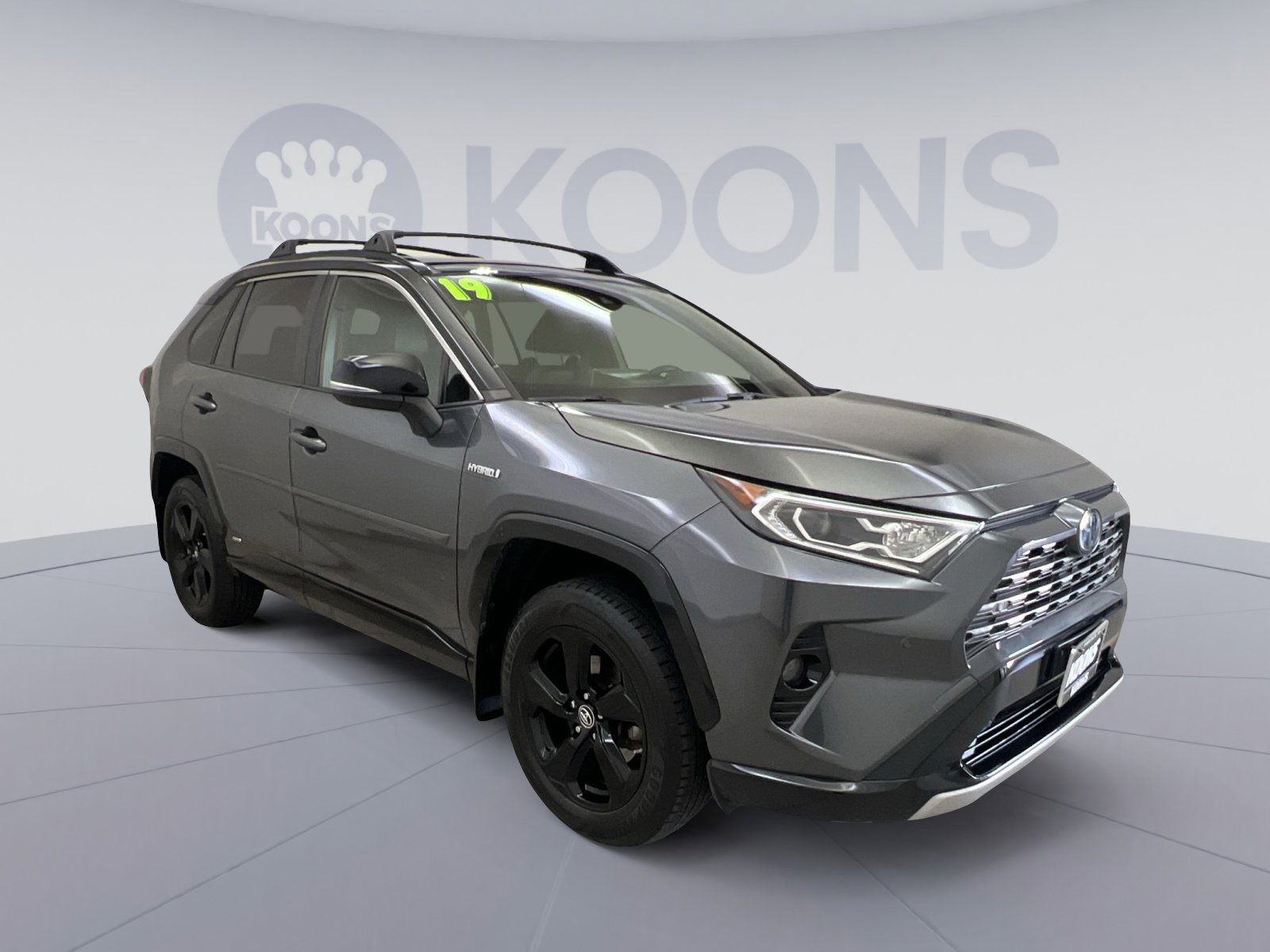 Used 2019 Toyota RAV4 XSE image 8