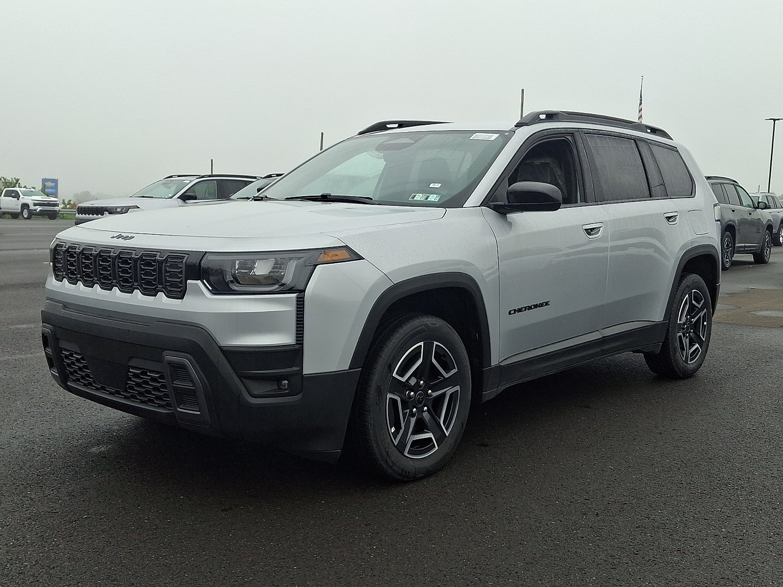 New 2026 Jeep Cherokee Laredo AWD/4WD image 2