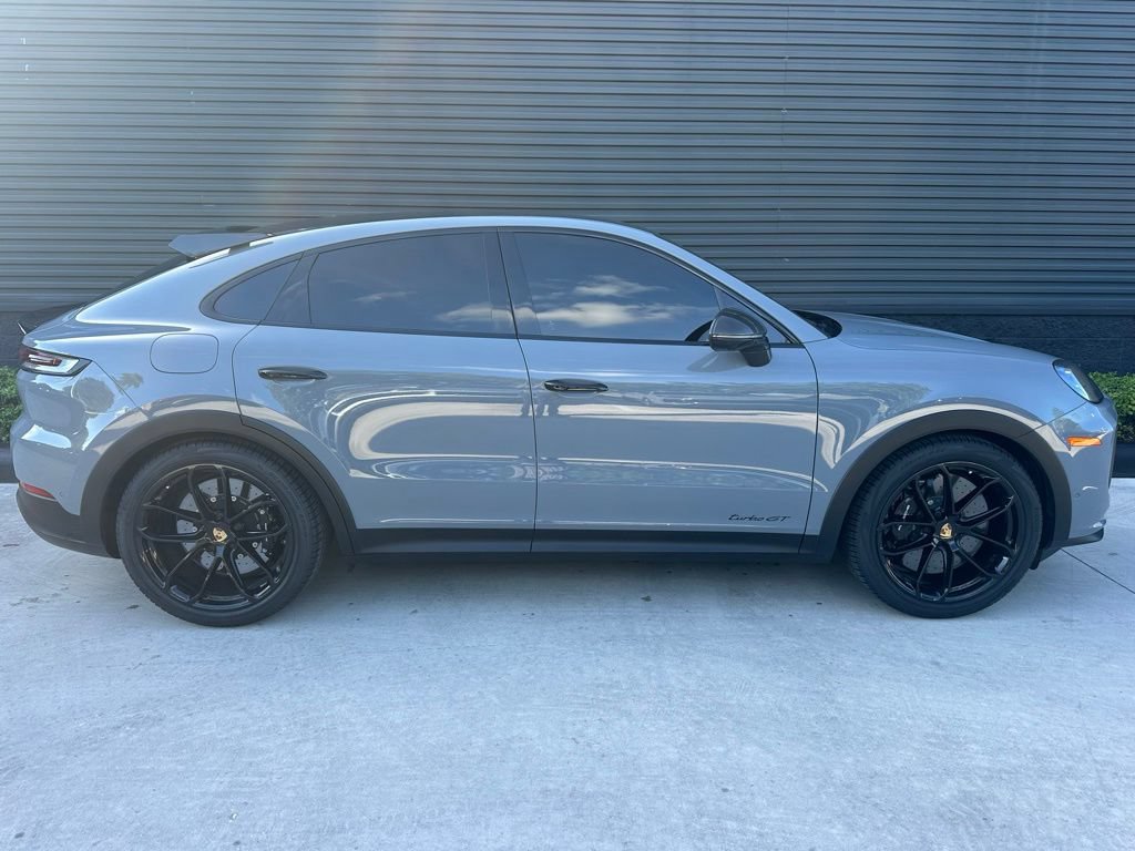 Certified 2024 Porsche Cayenne Turbo GT AWD/4WD image 9