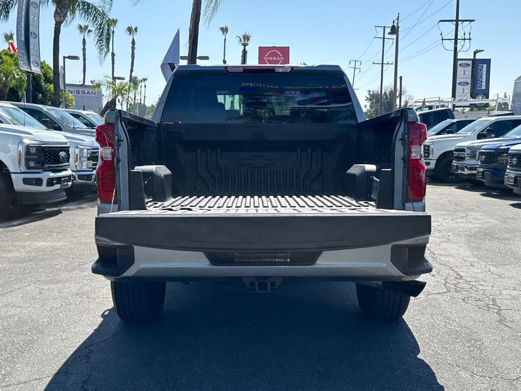 Used 2025 Chevrolet Silverado 1500 Custom RWD image 21