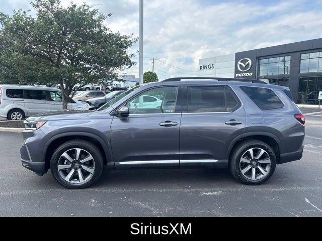 Used 2025 Honda Pilot Elite image 3