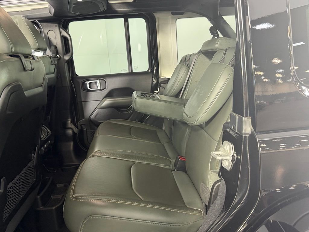 Used 2024 Jeep Wrangler High Altitude AWD/4WD image 27