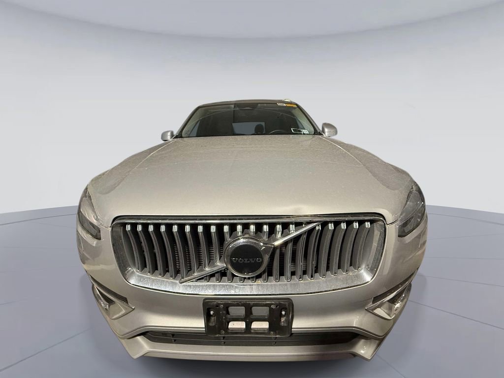 Used 2023 Volvo XC90 T8 Ultimate AWD/4WD image 2