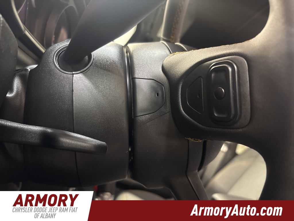 Used 2024 Jeep Wrangler Willys image 11