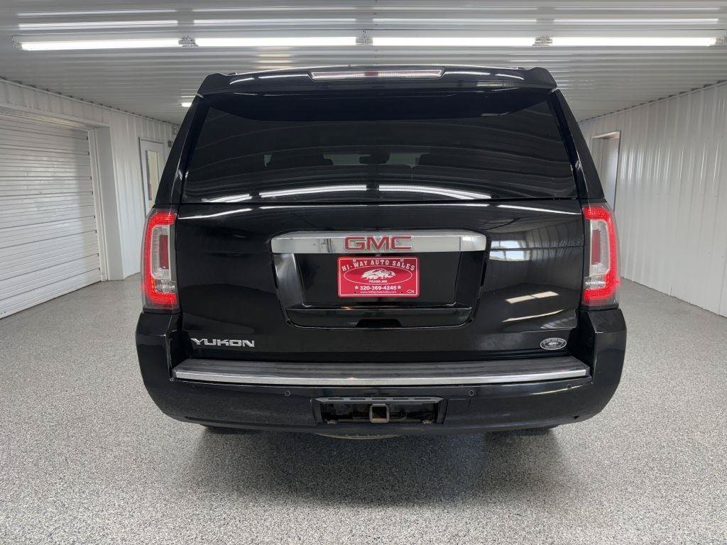 Used 2015 GMC Yukon Denali w/ Premium Package AWD/4WD image 5