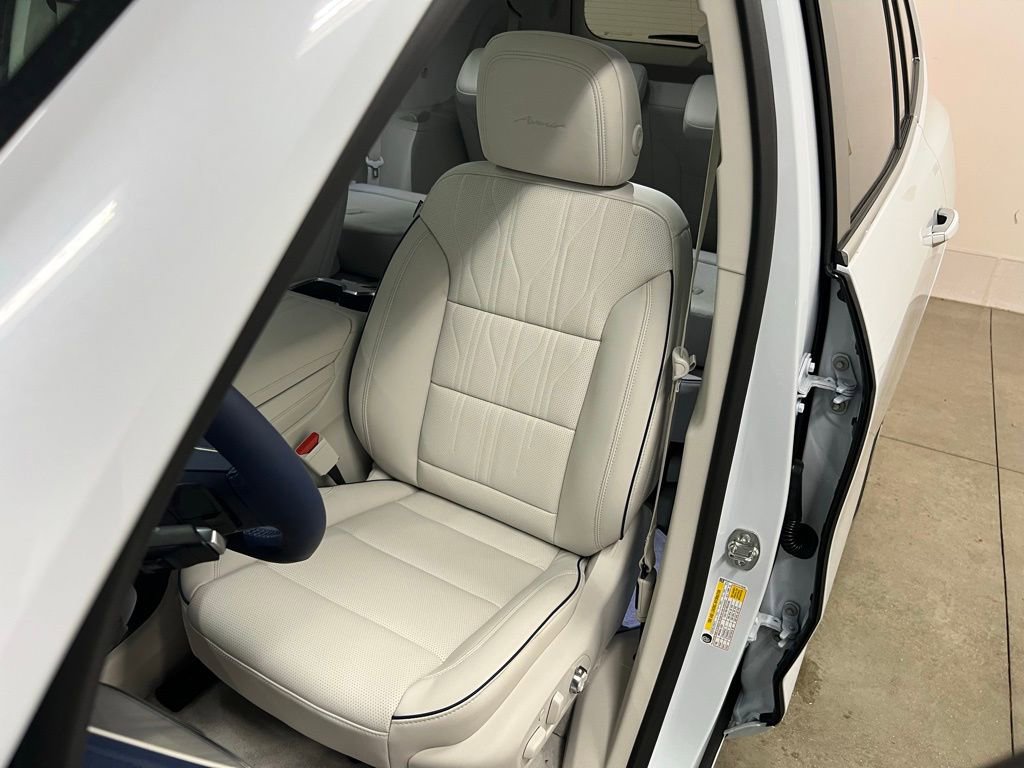 New 2026 Buick Enclave Avenir w/ Super Cruise Package image 27