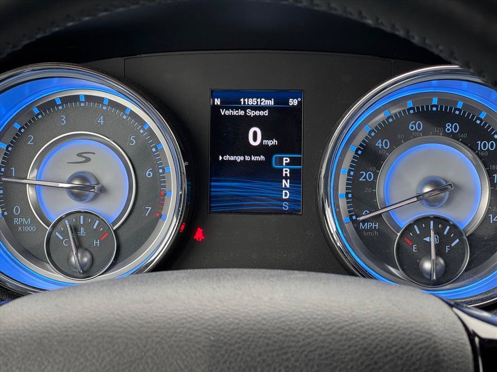 Used 2014 Chrysler 300 S AWD/4WD image 14