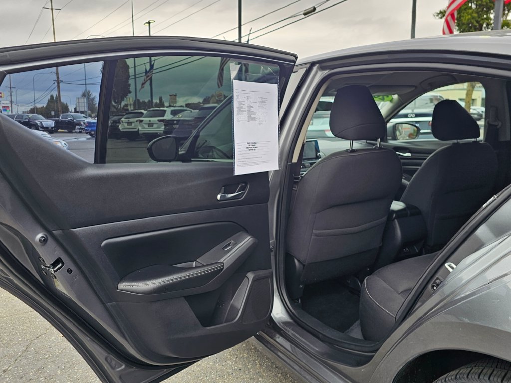 Used 2020 Nissan Altima 2.5 S FWD image 18