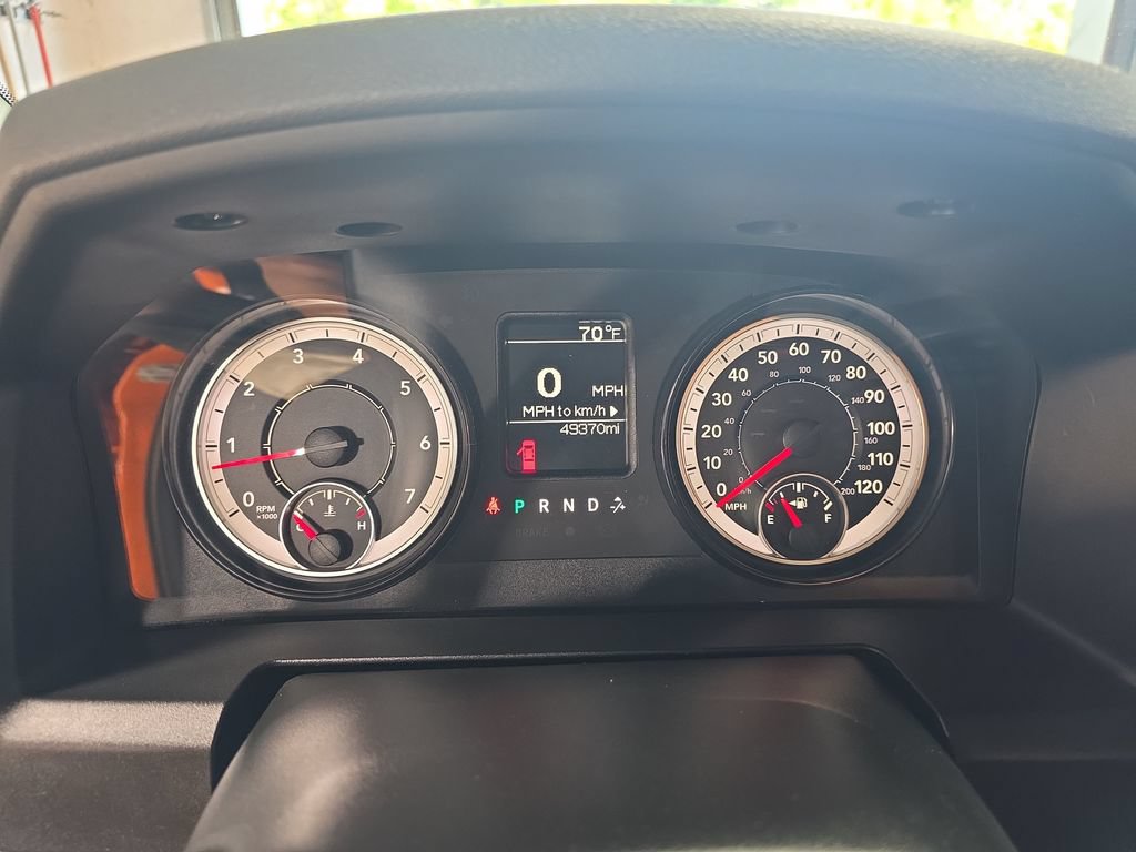 Used 2019 RAM 1500 Express w/ Ignition Orange Sport Package AWD/4WD image 18