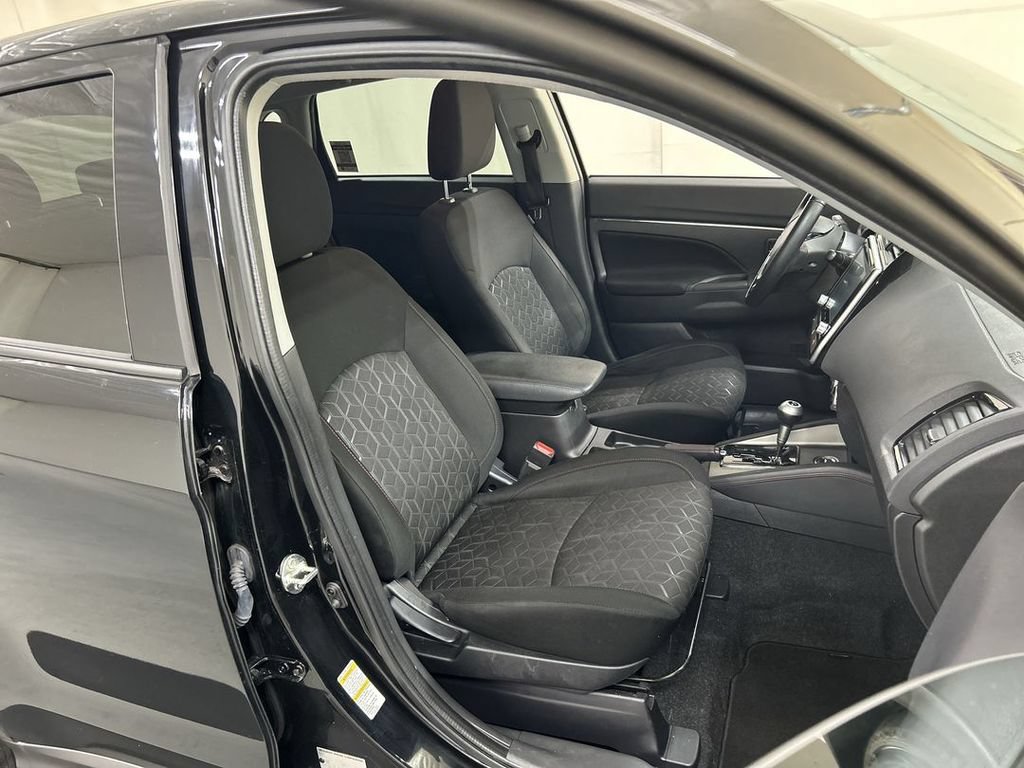 Used 2023 Mitsubishi Outlander Sport LE AWD/4WD image 22