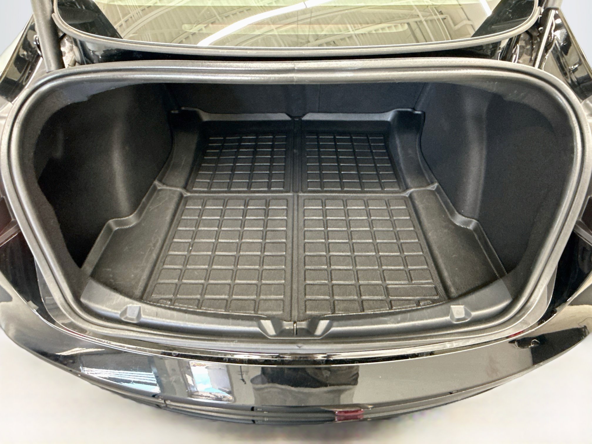 Used 2023 Tesla Model 3 Standard Range RWD image 28