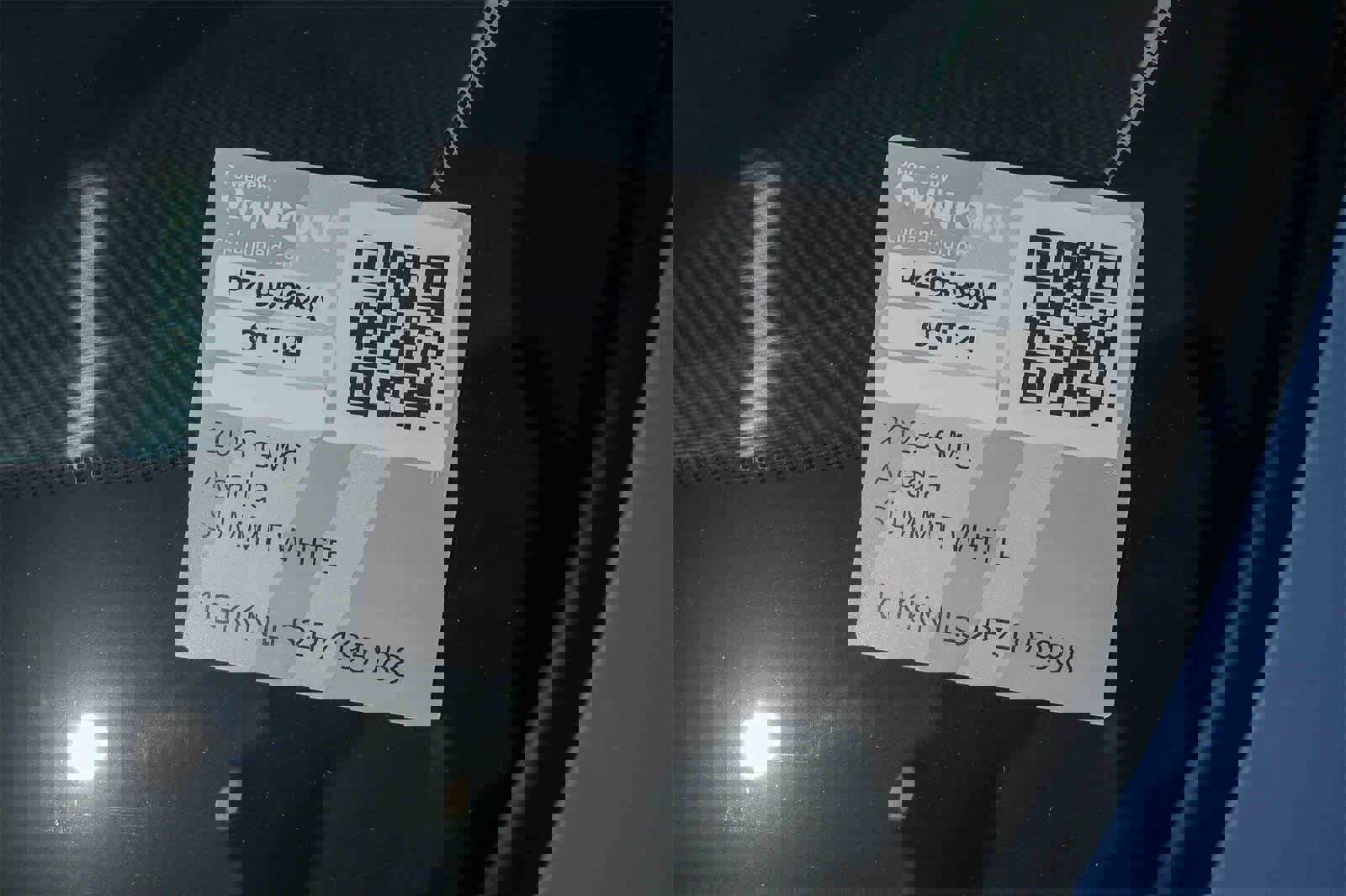 Used 2023 GMC Acadia AT4 w/ Technology Package image 24