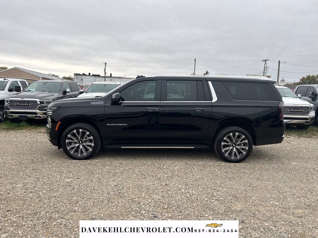Used 2026 Chevrolet Suburban High Country w/ Sun And Tow Package AWD/4WD image 2