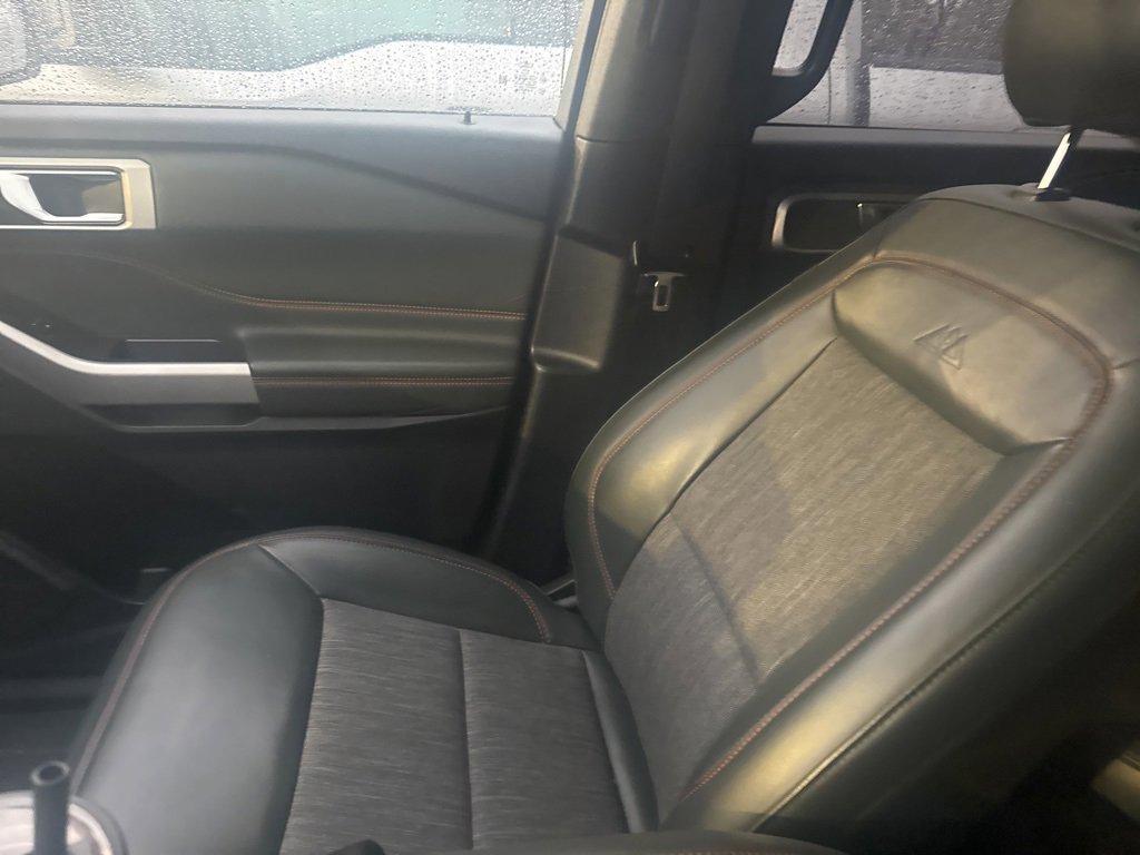 Used 2022 Ford Explorer Timberline image 14