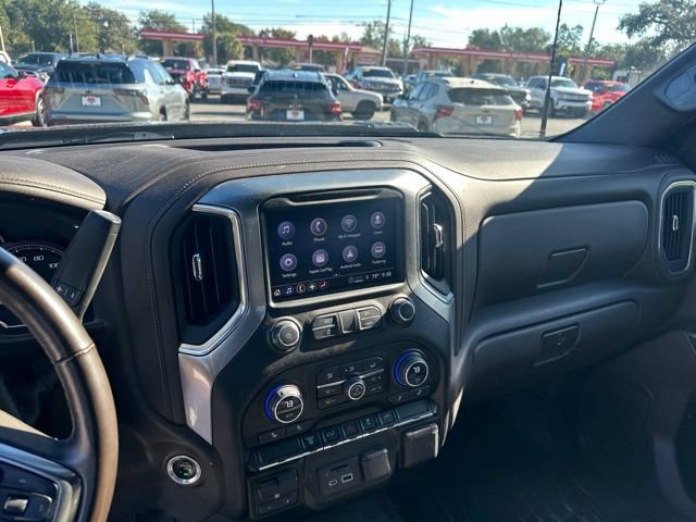 Used 2023 Chevrolet Silverado 2500 LTZ AWD/4WD image 15