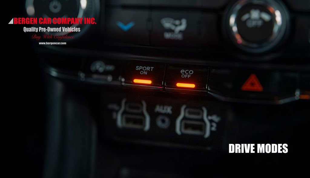 Used 2024 Dodge Durango GT image 31