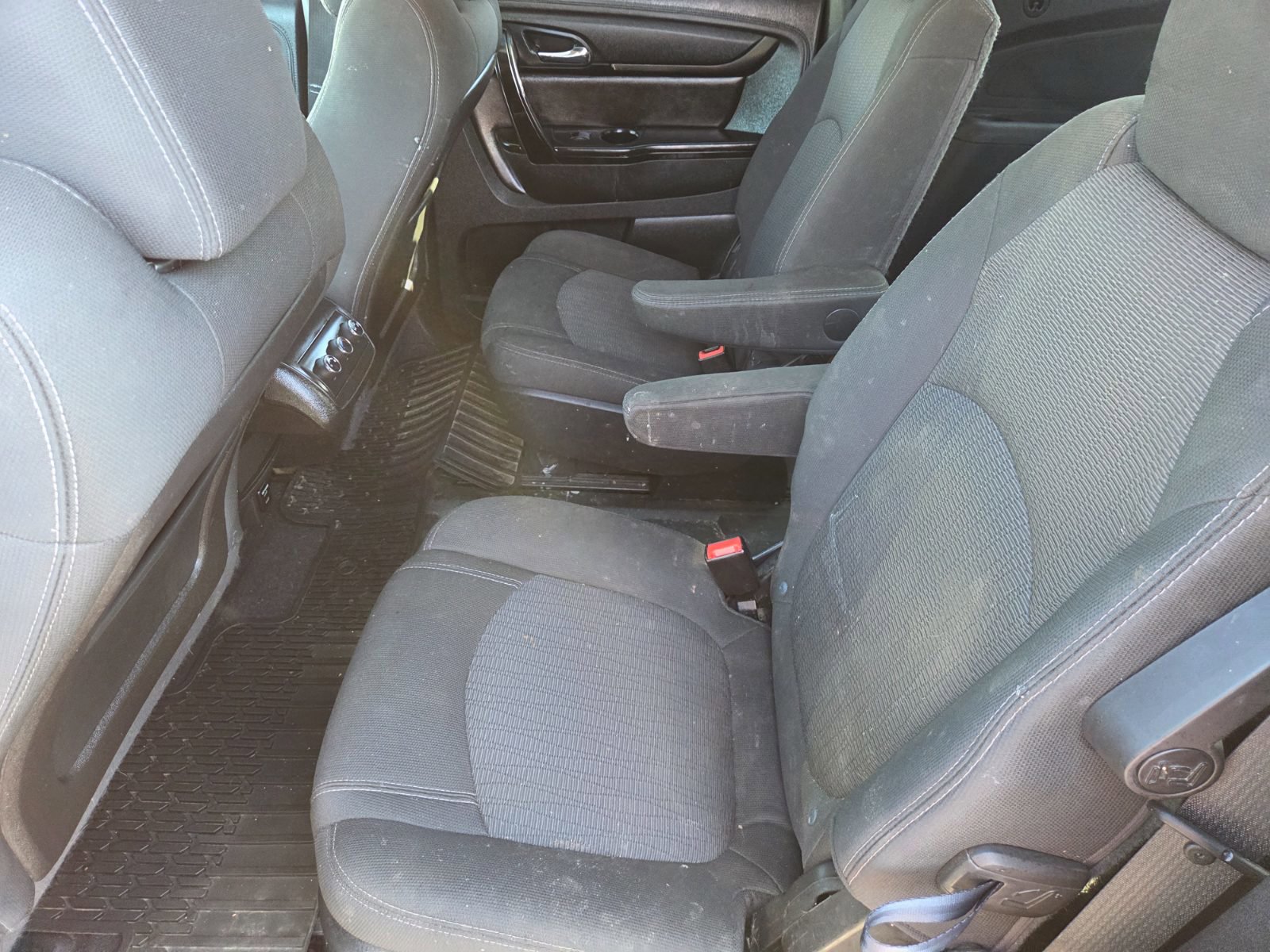 Used 2016 Chevrolet Traverse LT w/ Style and Technology Package image 8