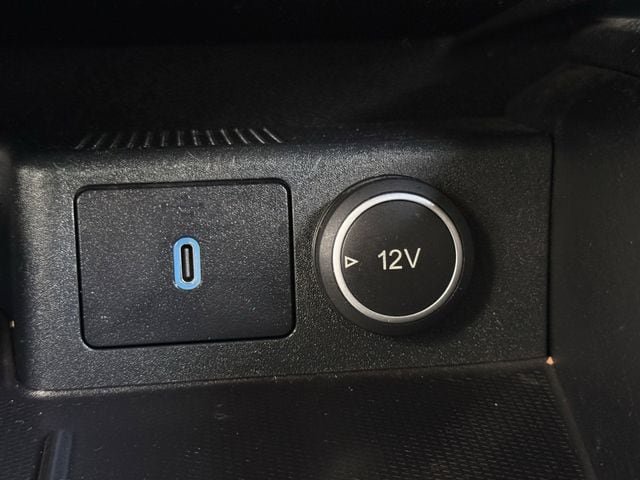 Used 2020 Ford Escape SEL FWD image 22