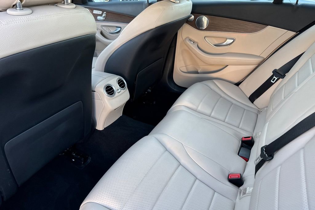 Used 2021 Mercedes-Benz C 300 Sedan w/ Premium Package image 11