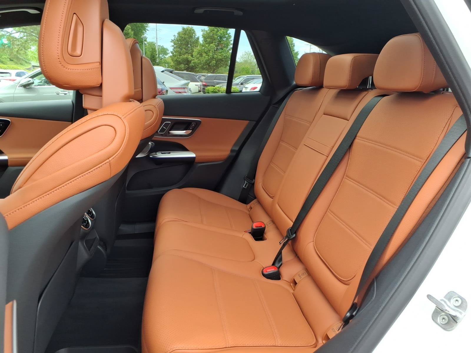 New 2026 Mercedes-Benz GLC 300 4MATIC image 14