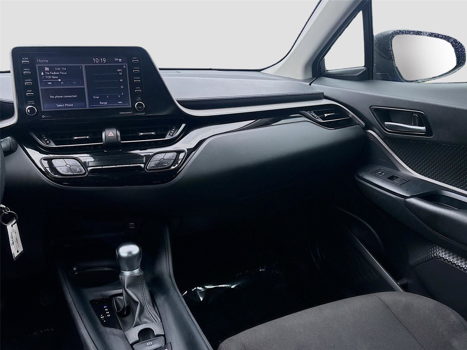 Used 2020 Toyota C-HR LE image 23