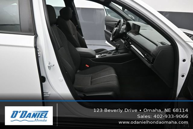 Used 2023 Honda Accord Sport image 39