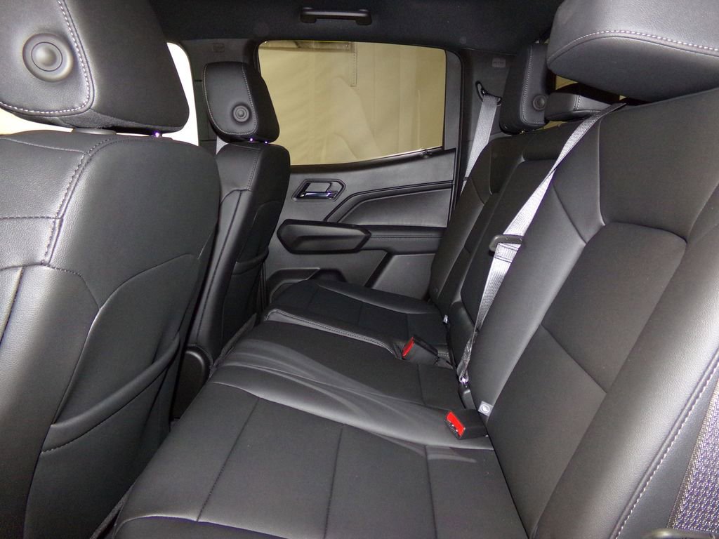 New 2025 Chevrolet Colorado LT w/ LT Convenience Package image 13