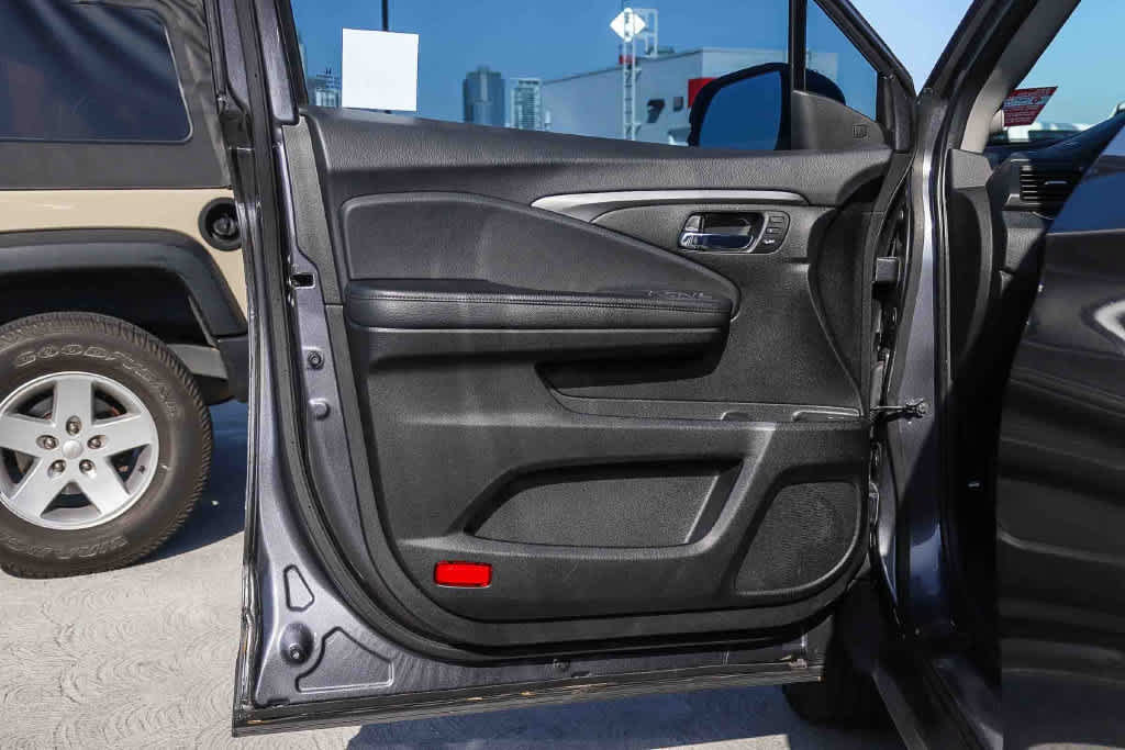 Used 2021 Honda Pilot Special Edition image 22