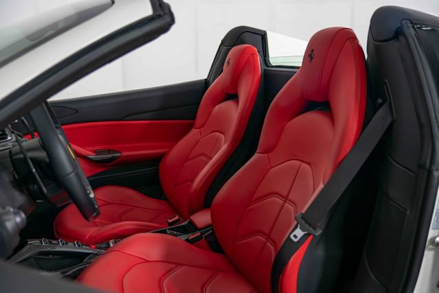 Used 2017 Ferrari 488 Spider RWD image 15