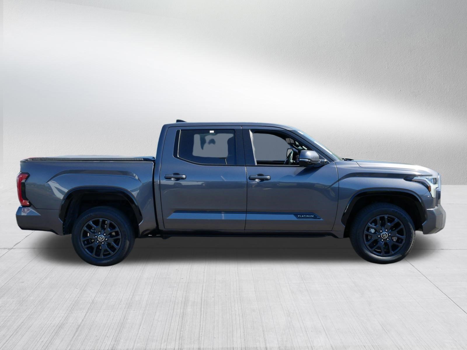 Used 2023 Toyota Tundra Platinum AWD/4WD image 8