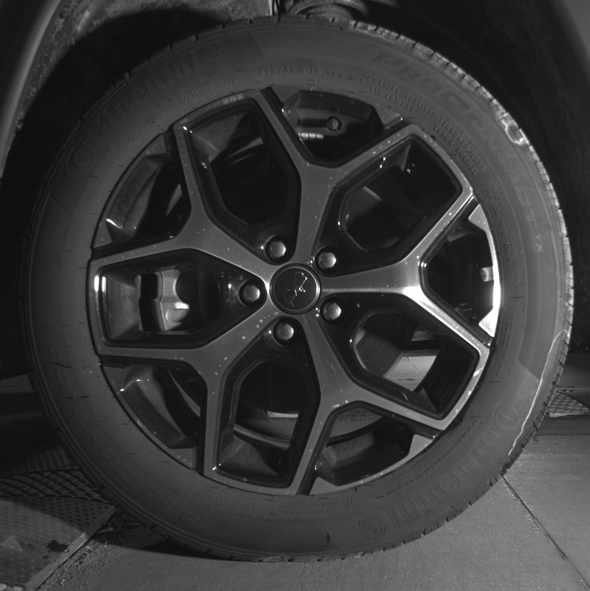 Used 2025 Jeep Compass Limited image 14