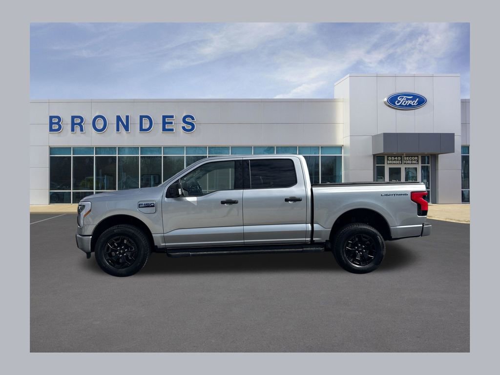 Used 2025 Ford F150 Lightning XLT AWD/4WD image 1